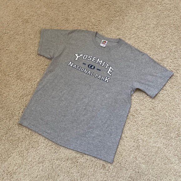 “YOSEMITE” 💙 SUPER COOL 😎 FOTL GRAPHIC T-SHIRT - Picture 6 of 16